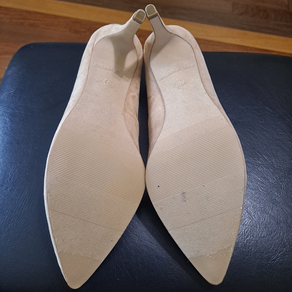 Old Navy Cream Colored Heels Size 6 - Picture 3 of 5